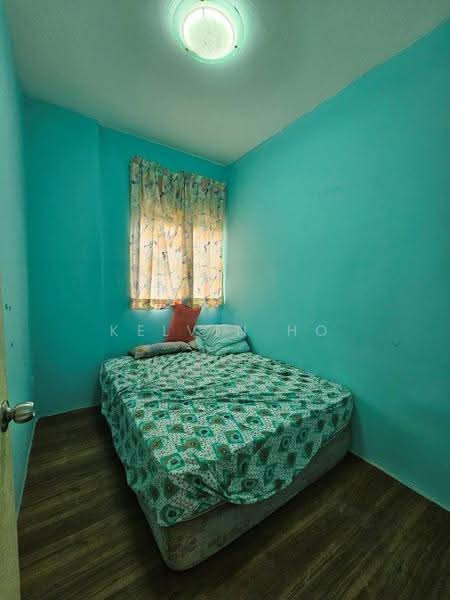Pangsapuri untuk Disewa di Meranti Apartment - Kelvin Ho - Bedroom - PropertyGuru.com.my
