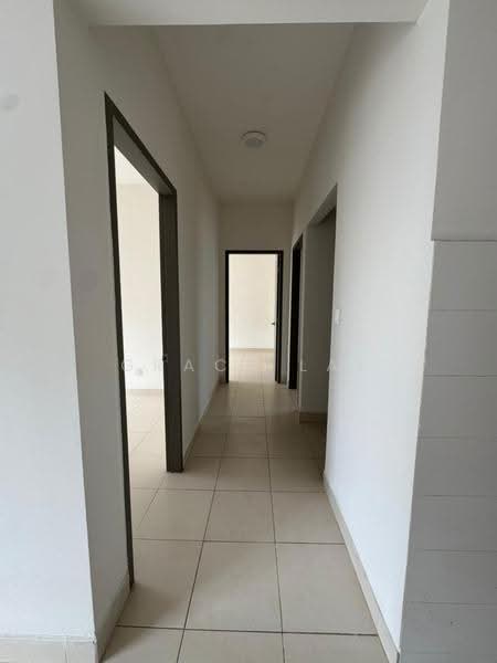Apartment for Rent at Aman 1 - Grace Lai - Corridor - PropertyGuru.com.my