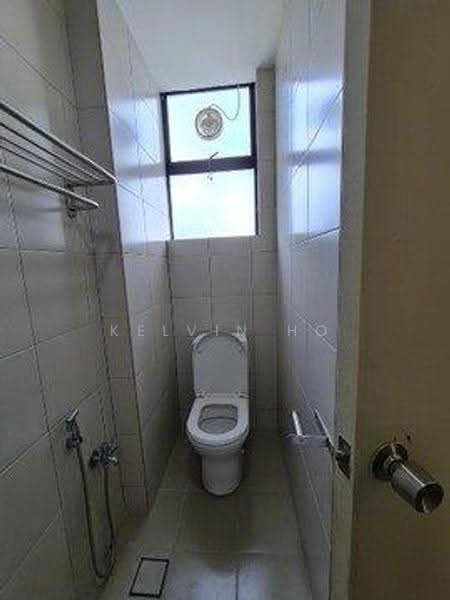 Pangsapuri untuk Disewa di Meranti Apartment - Kelvin Ho - Bathroom - PropertyGuru.com.my