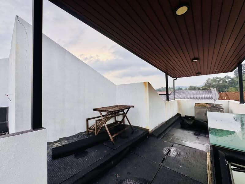 2-storey Terraced House for Sale in Ampang Saujana (Ampang) - Kenneth Ang - Balcony - PropertyGuru.com.my