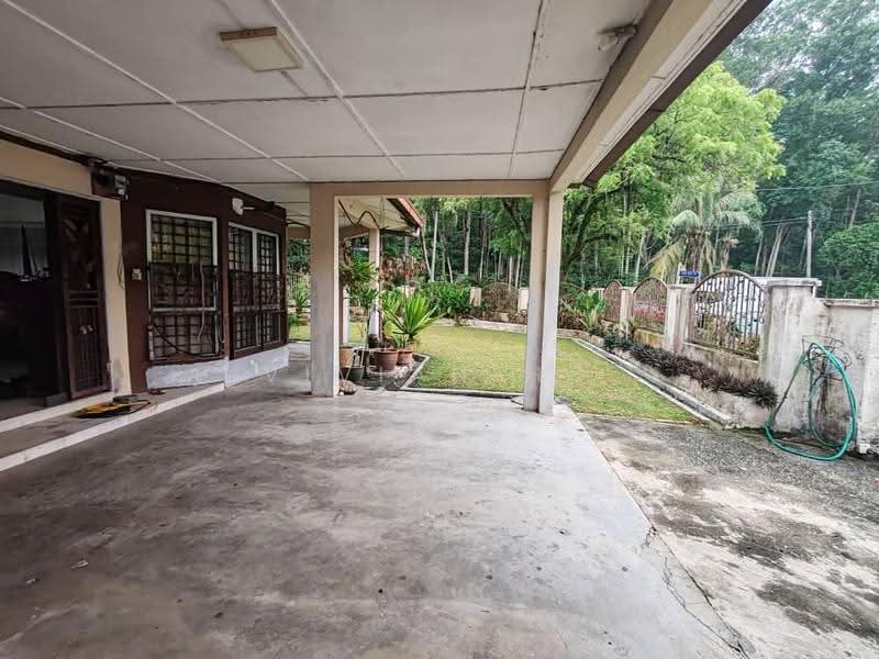 2-storey Terraced House for Sale in Rawang (Selangor) - Vivian Ho - Exterior - PropertyGuru.com.my