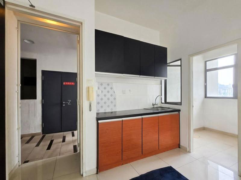 Kediaman Servis untuk Dijual di Seasons Garden Residences - Zul Syafiq - Kitchen - PropertyGuru.com.my