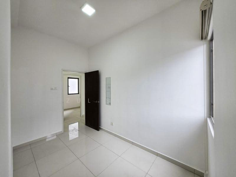 Kediaman Servis untuk Dijual di Seasons Garden Residences - Zul Syafiq - Interior - PropertyGuru.com.my