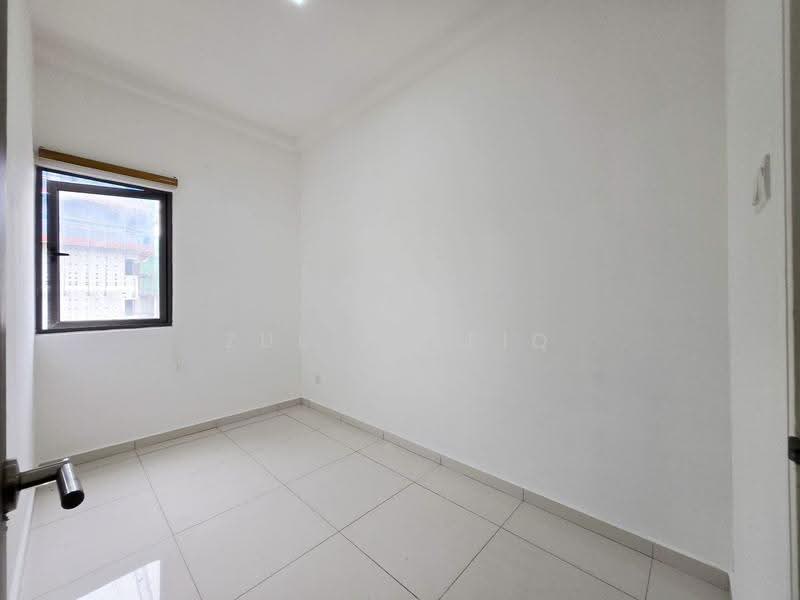 Kediaman Servis untuk Dijual di Seasons Garden Residences - Zul Syafiq - Interior - PropertyGuru.com.my