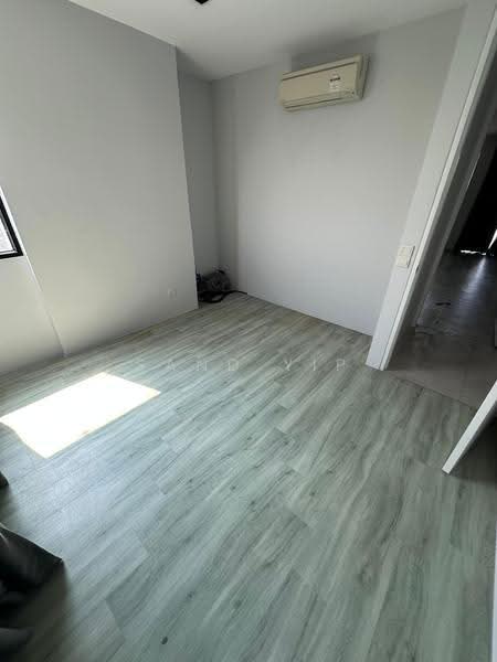 Kediaman Servis untuk Dijual di Lumi Tropicana Serviced Residence - Sand Yip - Interior - PropertyGuru.com.my