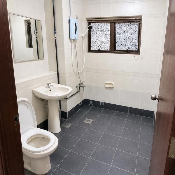 Condominium for Rent at Villa Puteri - Kho Chng Guan - Bathroom - PropertyGuru.com.my