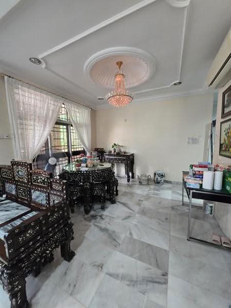 Semi-Detached House for Sale in Jalan Klang Lama (Old Klang Road) (Kuala Lumpur) - Jercy Tan - Living Room - PropertyGuru.com.my