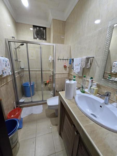 Semi-Detached House for Sale in Jalan Klang Lama (Old Klang Road) (Kuala Lumpur) - Jercy Tan - Bathroom - PropertyGuru.com.my