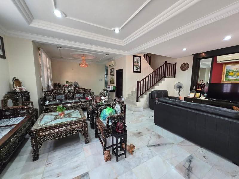 Semi-Detached House for Sale in Jalan Klang Lama (Old Klang Road) (Kuala Lumpur) - Jercy Tan - Living Room - PropertyGuru.com.my
