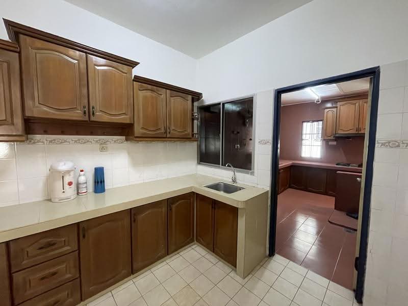 Rumah Teres untuk Dijual di Kota Kemuning (Shah Alam) - Zack Ng - Kitchen - PropertyGuru.com.my
