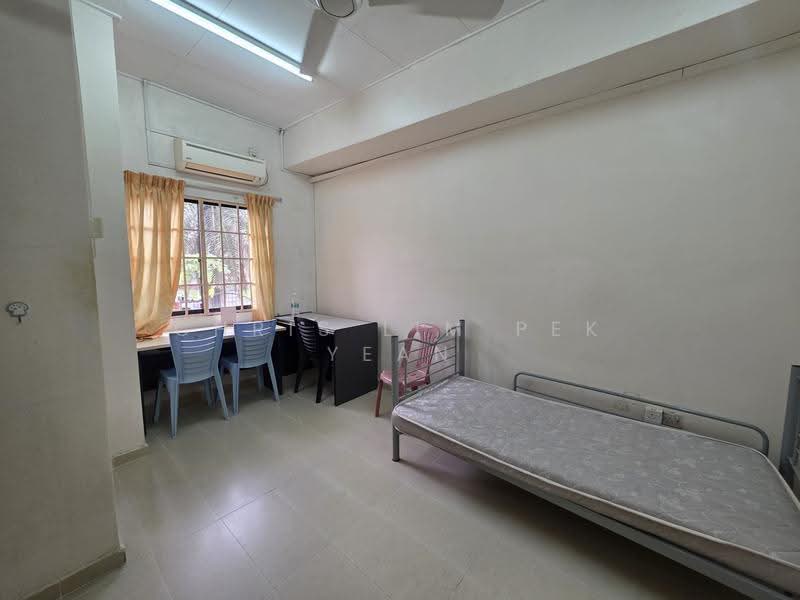 2-storey Terraced House for Sale in Bandar Sungai Long (Selangor) - Chris Lim Pek Yean - Bedroom - PropertyGuru.com.my