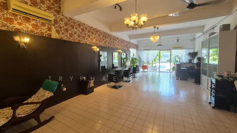Shop / Office for Sale in Taman Johor Jaya (Johor Bahru) - Tryphaena Tan - Interior - PropertyGuru.com.my
