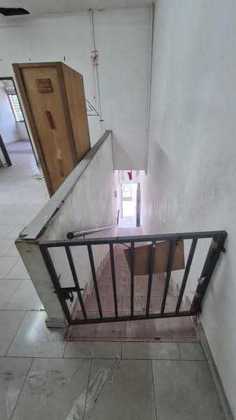Shop / Office for Sale in Taman Johor Jaya (Johor Bahru) - Tryphaena Tan - Interior - PropertyGuru.com.my