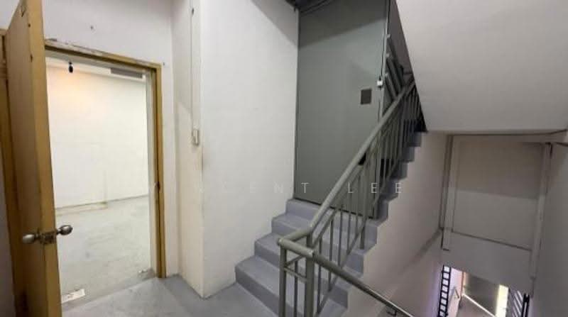 Kedai untuk Disewa di TAMAN PUCHONG UTAMA (Puchong) - Vincent Lee - Corridor - PropertyGuru.com.my