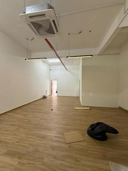 Shop / Office for Rent in Bandar Uda Utama (Johor Bahru) - Teik Shen - Interior - PropertyGuru.com.my