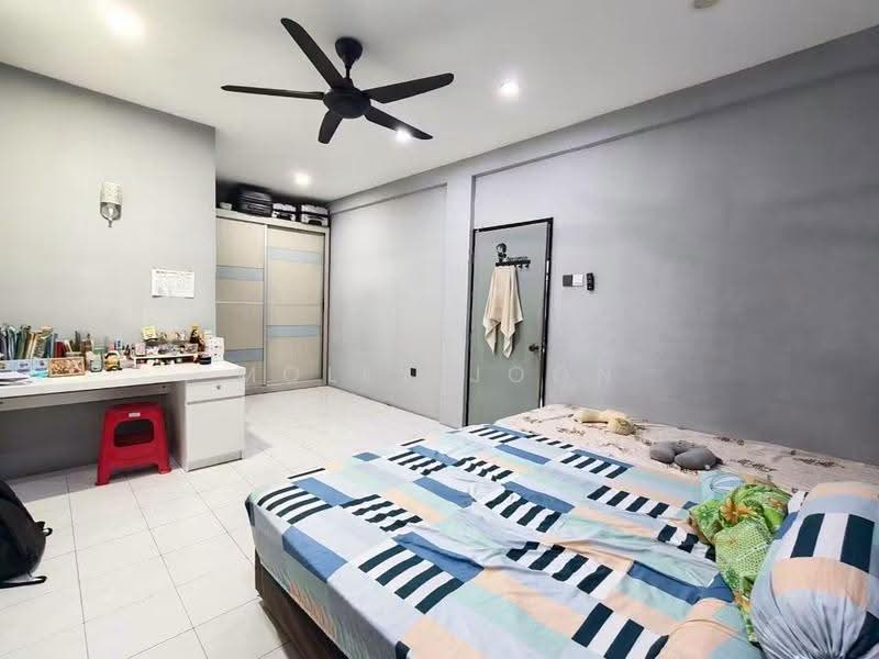 Rumah Teres 2-Tingkat untuk Dijual di Taman Putri Kulai (Kulai) - Molly Joon - Bedroom - PropertyGuru.com.my