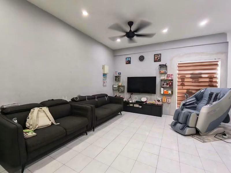 Rumah Teres 2-Tingkat untuk Dijual di Taman Putri Kulai (Kulai) - Molly Joon - Living Room - PropertyGuru.com.my