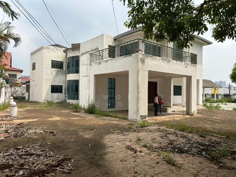 Bungalow House for Sale in Taman Midah (Cheras) - Angie Wong Poh Choo - Exterior - PropertyGuru.com.my