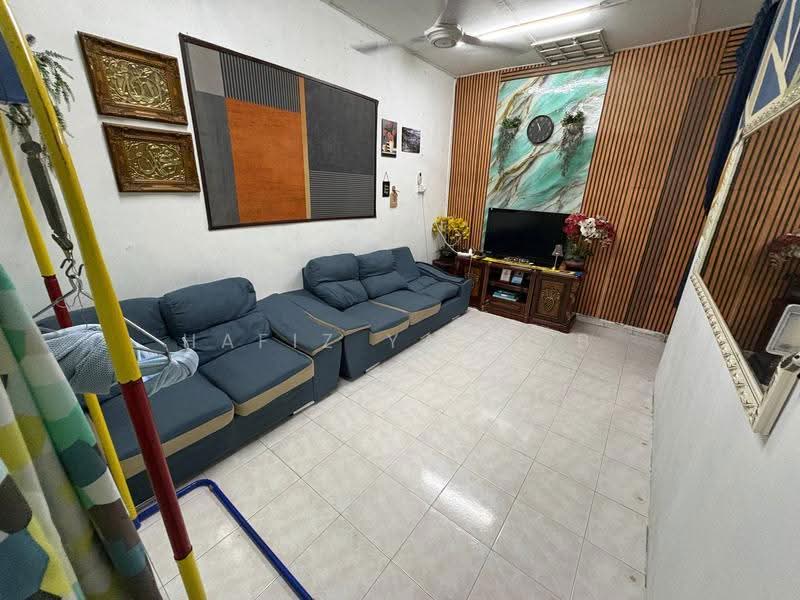 1-storey Terraced House for Sale in Taman Perwira (Telok Panglima Garang) - Hafiz Yaacob - PropertyGuru.com.my