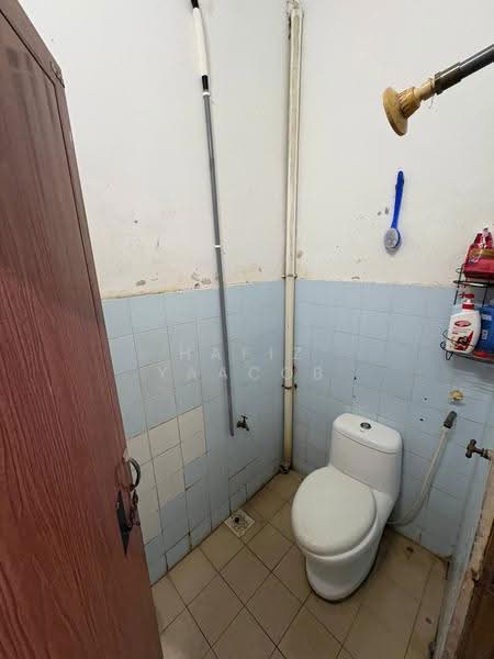 1-storey Terraced House for Sale in Taman Perwira (Telok Panglima Garang) - Hafiz Yaacob - PropertyGuru.com.my