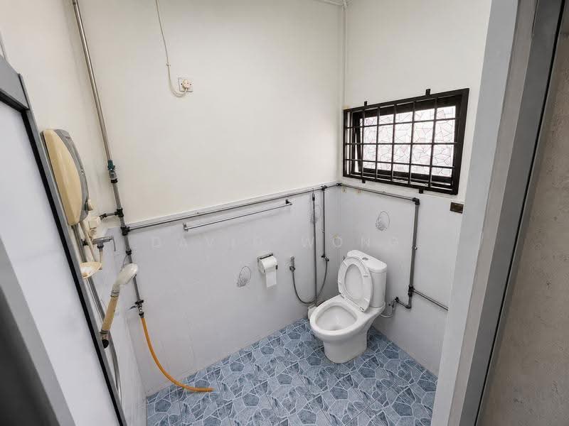 Rumah Teres untuk Dijual di Ipoh (Perak) - David Wong - Bathroom - PropertyGuru.com.my