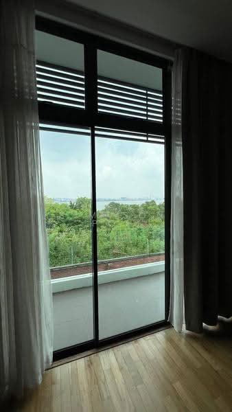 Semi-Detached House for Rent in Johor Bahru (Johor) - Simpson Poh - Balcony - PropertyGuru.com.my