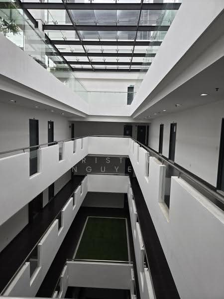 Sofo for Rent in Damansara Jaya (Petaling Jaya) - Kristen Nguyen - Corridor - PropertyGuru.com.my