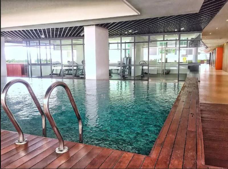 Sofo for Rent in Damansara Jaya (Petaling Jaya) - Kristen Nguyen - Pool - PropertyGuru.com.my