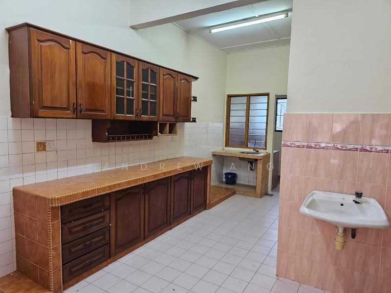 Rumah Teres 2-Tingkat untuk Disewa di Taman Sentosa (Klang) - Andrew Ang - Kitchen - PropertyGuru.com.my