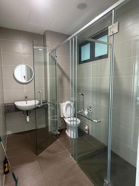 Kediaman Servis untuk Dijual di Pacific Star (Service Residence) - Nelsen Lee - Bathroom - PropertyGuru.com.my
