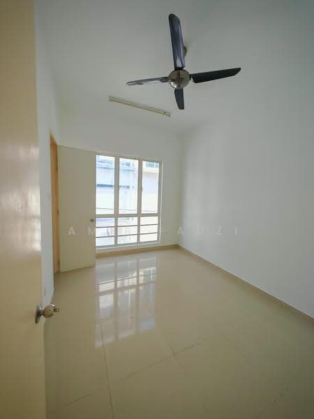2-storey Terraced House for Sale in Ampang Saujana (Ampang) - Amir Fauzi - BedRoom 1 - PropertyGuru.com.my