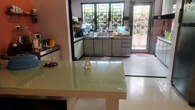 Semi-Detached House for Sale in Jalan Klang Lama (Old Klang Road) (Kuala Lumpur) - Jercy Tan - Kitchen - PropertyGuru.com.my