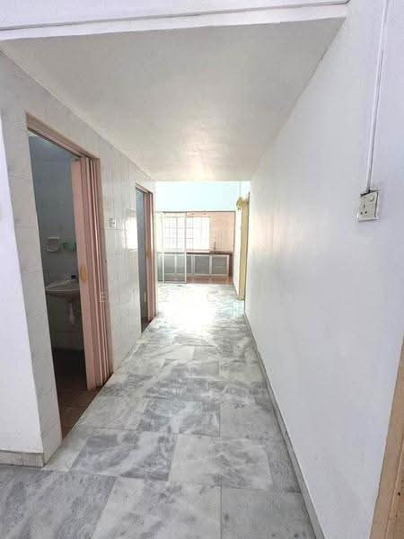 Rumah Teres 1-Tingkat untuk Dijual di Taman Sri Segambut (Segambut) - Eliz Chan - Corridor - PropertyGuru.com.my