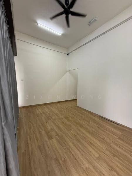Shop / Office for Rent in Bandar Uda Utama (Johor Bahru) - Zixon Wong - Interior - PropertyGuru.com.my