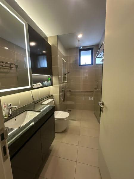 Service Residence for Sale at The Park 2 - Ivan Lim - Bathroom - PropertyGuru.com.my