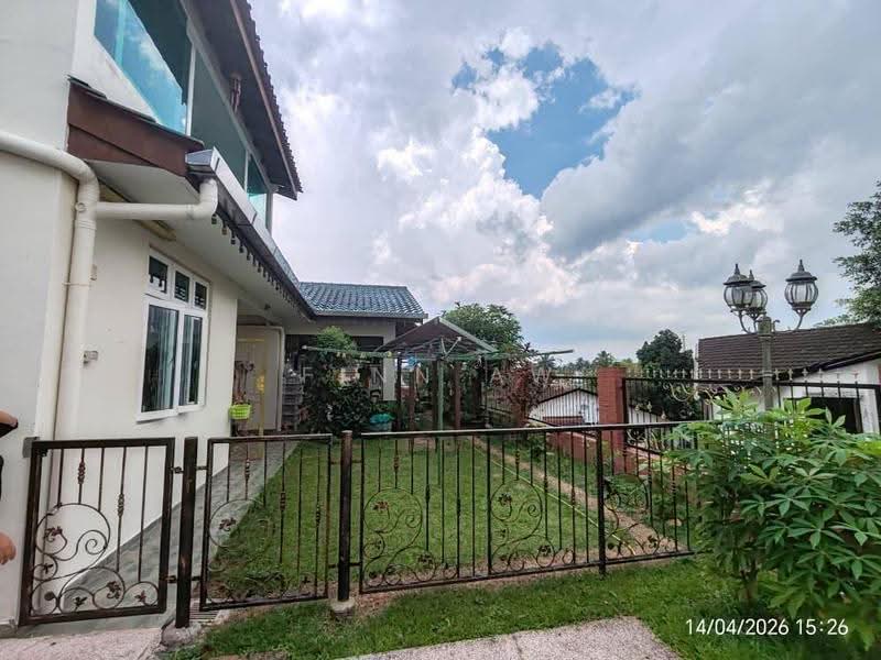 Bungalow House for Sale in Taman Stulang Laut (Johor Bahru) - Finn Aw - Exterior - PropertyGuru.com.my