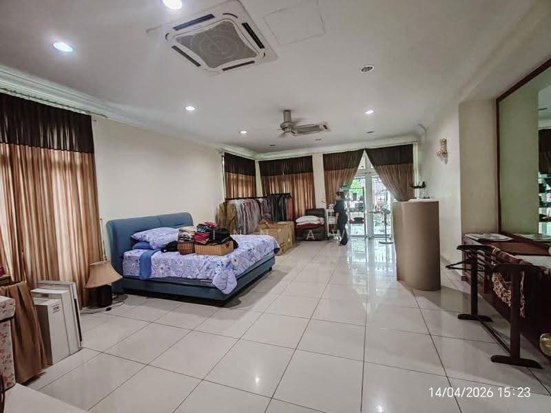 Bungalow House for Sale in Taman Stulang Laut (Johor Bahru) - Finn Aw - Bedroom - PropertyGuru.com.my