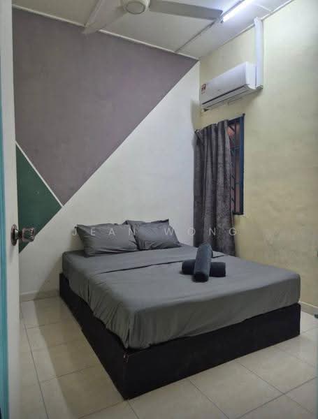 Rumah Teres untuk Disewa di Taman Universiti (Sri Gading) - Jean Wong - PropertyGuru.com.my
