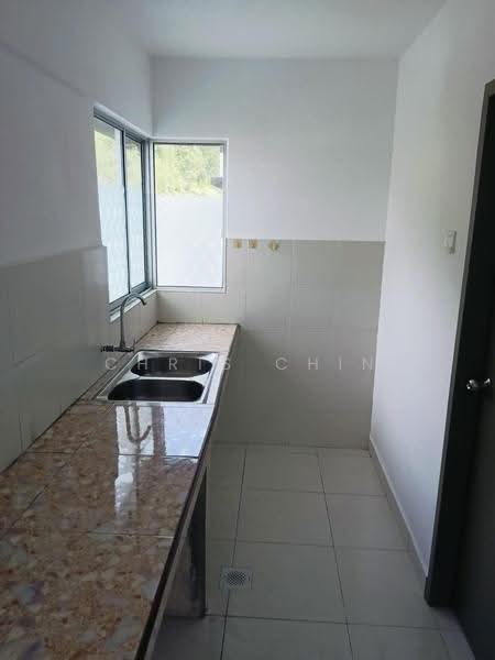 Kondominium untuk Disewa di Meru Heights Residences @ Scientex Meru - Chris Chin - Kitchen - PropertyGuru.com.my