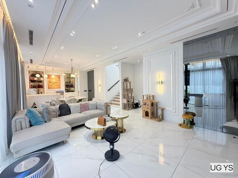 Bungalow House untuk Dijual di Setia Alam (Selangor) - Adeline Foong - Living Room - PropertyGuru.com.my