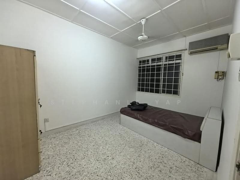 Rumah Berkembar untuk Disewa di Perling (Johor) - Stephanie Yap - Bedroom - PropertyGuru.com.my