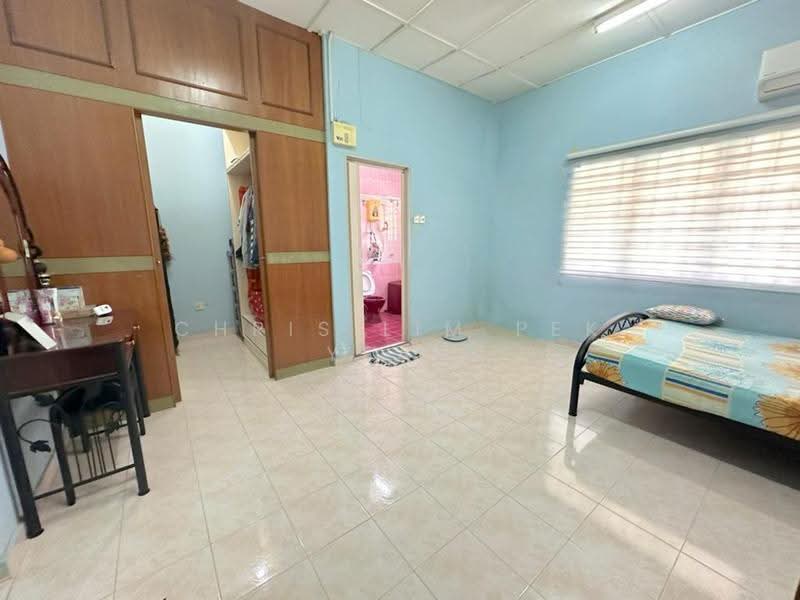 Rumah Teres untuk Dijual di Bandar Sungai Long (Selangor) - Chris Lim Pek Yean - Bedroom - PropertyGuru.com.my