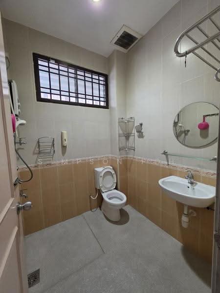 1-storey Terraced House for Sale in Taman Impian Emas (Skudai) - Simpson Poh - Bathroom - PropertyGuru.com.my