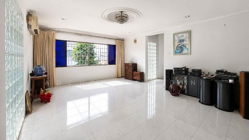 Bungalow House untuk Dijual di Taman Desa (Kuala Lumpur) - Adzura Zamedin - Living Room - PropertyGuru.com.my