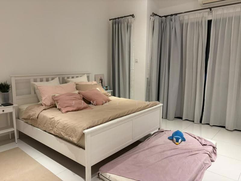 2-storey Terraced House for Sale in Bandar Seri Coalfields (Sungai Buloh) - Jimmy Tan - Bedroom - PropertyGuru.com.my