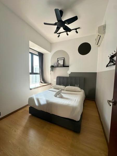Kondominium untuk Dijual di Bay Point @ Country Garden Danga Bay - Leo Sam - Bedroom - PropertyGuru.com.my
