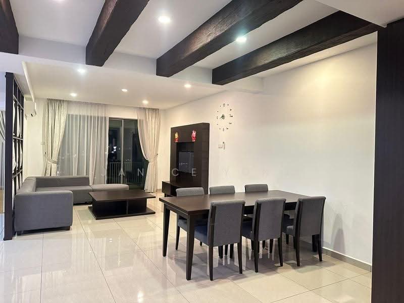 Pangsapuri untuk Disewa di Molek Pine 3 - Janice Yong - Living Room - PropertyGuru.com.my