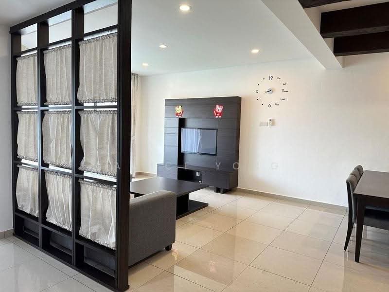 Pangsapuri untuk Disewa di Molek Pine 3 - Janice Yong - Living Room - PropertyGuru.com.my