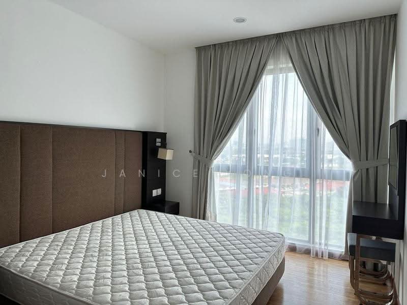 Pangsapuri untuk Disewa di Molek Pine 3 - Janice Yong - Bedroom - PropertyGuru.com.my