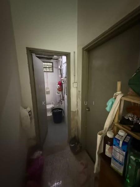 Rumah Teres 1-Tingkat untuk Dijual di Taman Pelangi (Johor Bahru) - Kok Hui - Bathroom - PropertyGuru.com.my